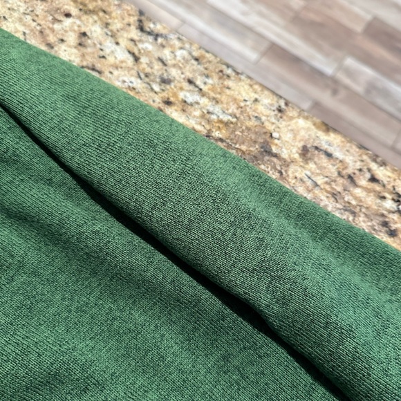 Men’s HUK sweater - Picture 4 of 4